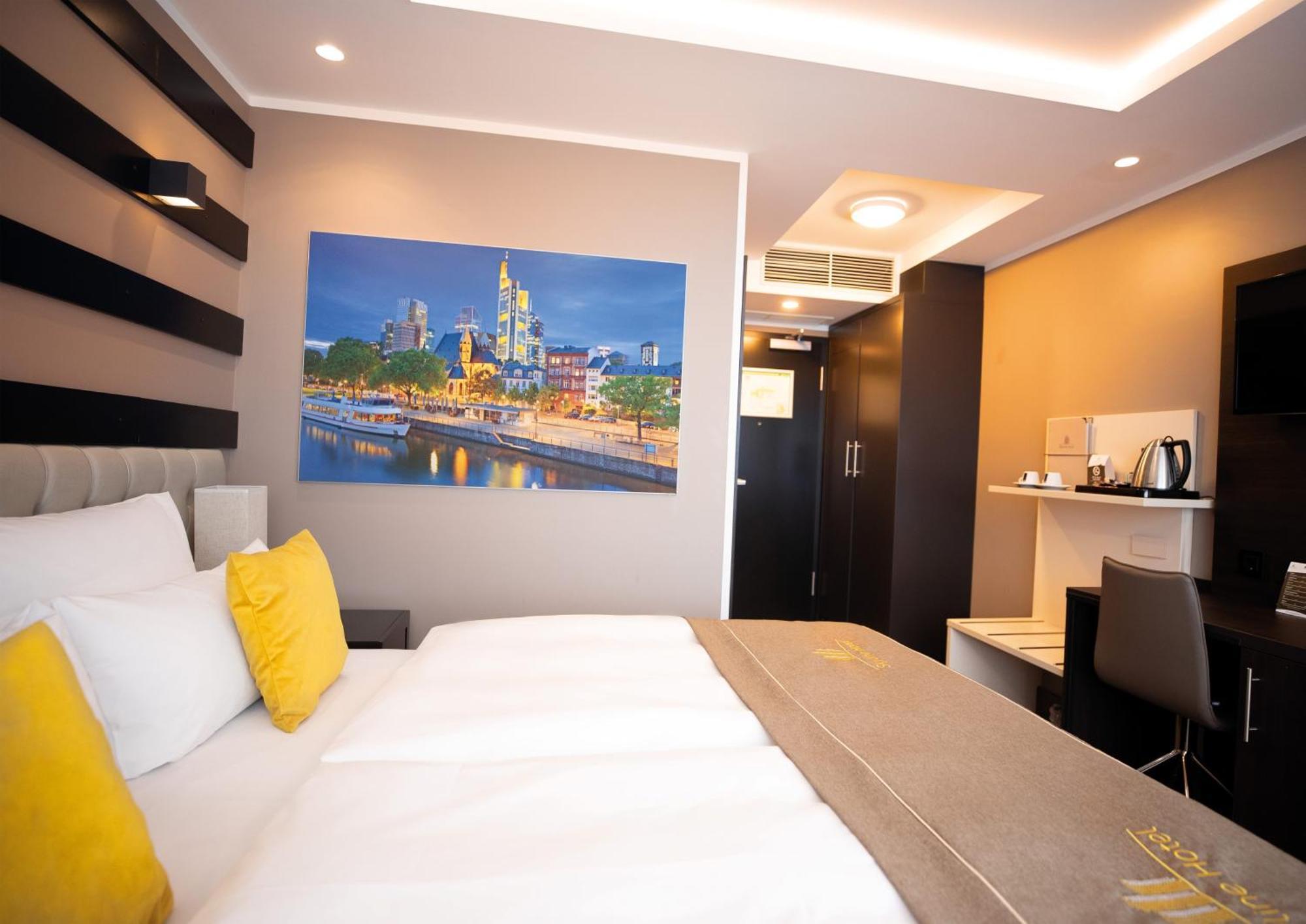 Skyline Hotel City Frankfurt Frankfurt am Main Exterior foto